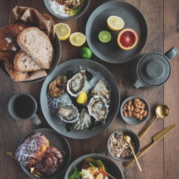 plates & bowls